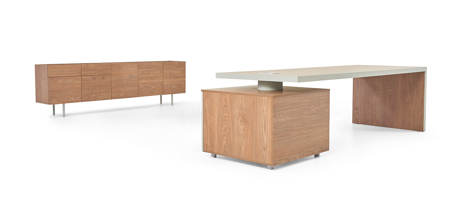 Forma - Executive Desk