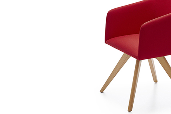 Lia-P Wooden Leg Chair